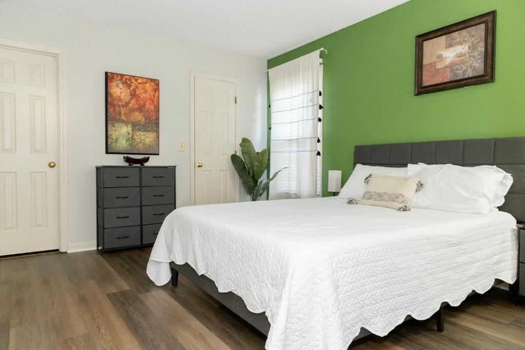 Villa Kids Friendly Ranch,Jaccuzzi Tub,Walk To Food Lion,Keurig Machine,Crib,5G Internet Cary Exterior foto